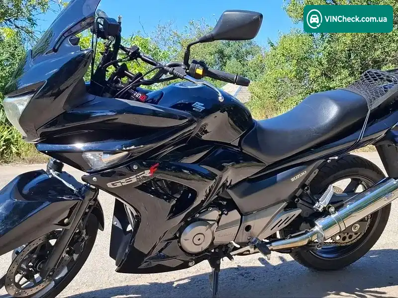 Suzuki GSR 250 2017, фото з оголошення 1 з 6, VIN LC6GJ55D001110755