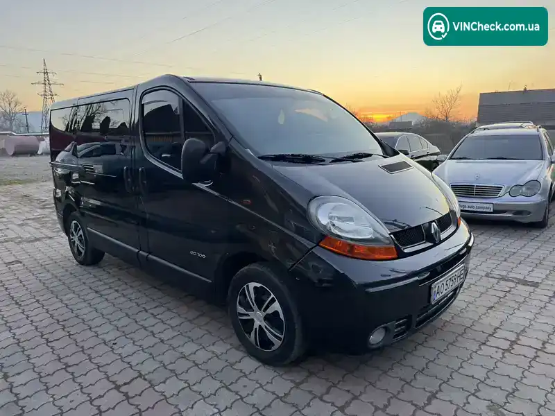 Renault Trafic 2006, фото з оголошення 2 з 20, VIN VF1JLACA66Y136612