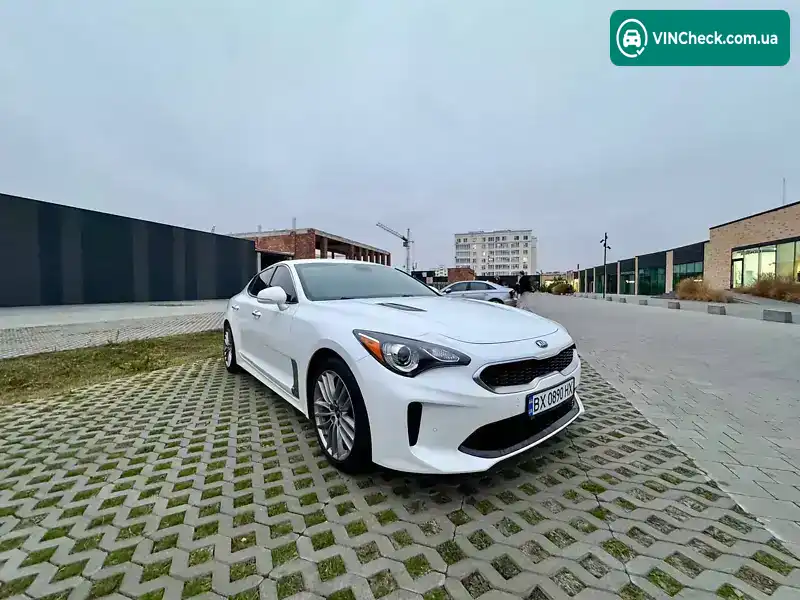 Kia Stinger 2018, фото з оголошення 2 з 21, VIN KNAE15LA8J6029911