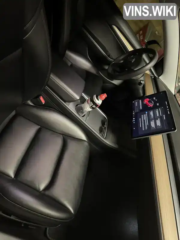 Tesla Model 3 2021, фото з оголошення 2 з 21, VIN 5YJ3E1EB1MF044532