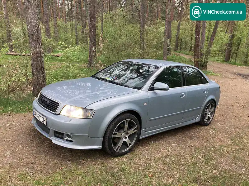 Audi A4 2004, фото з оголошення 1 з 11, VIN WAUZZZ8E85Z056589