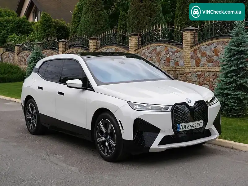 BMW iX 2022, фото з оголошення 2 з 20, VIN WB533CF05PCM42905