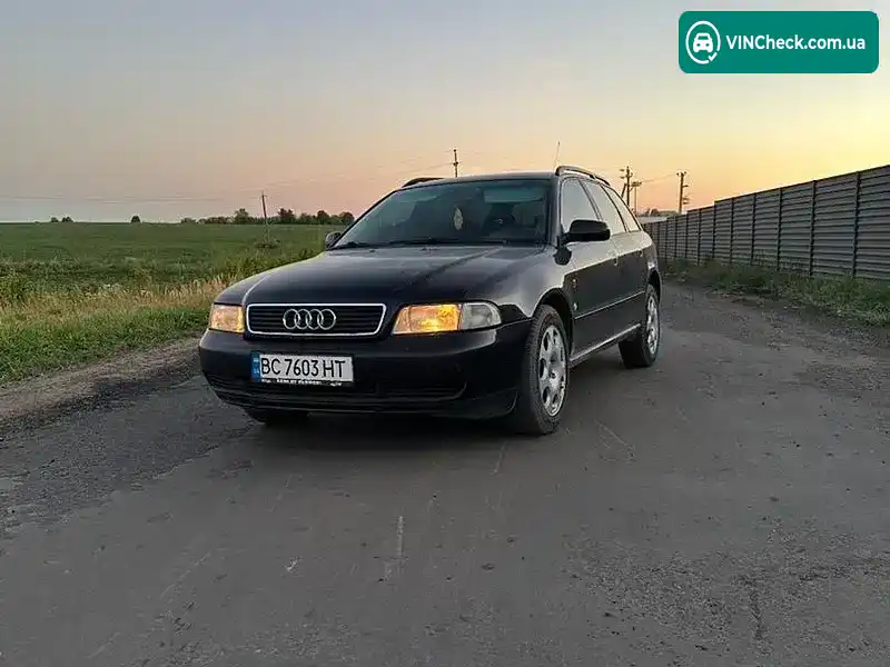 Audi A4 1996, фото з оголошення 2 з 12, VIN WAUZZZ8DZTA164341