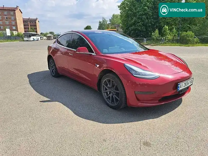 Tesla Model 3 2018, фото з оголошення 2 з 12, VIN 5YJ3E1EB5JF129871