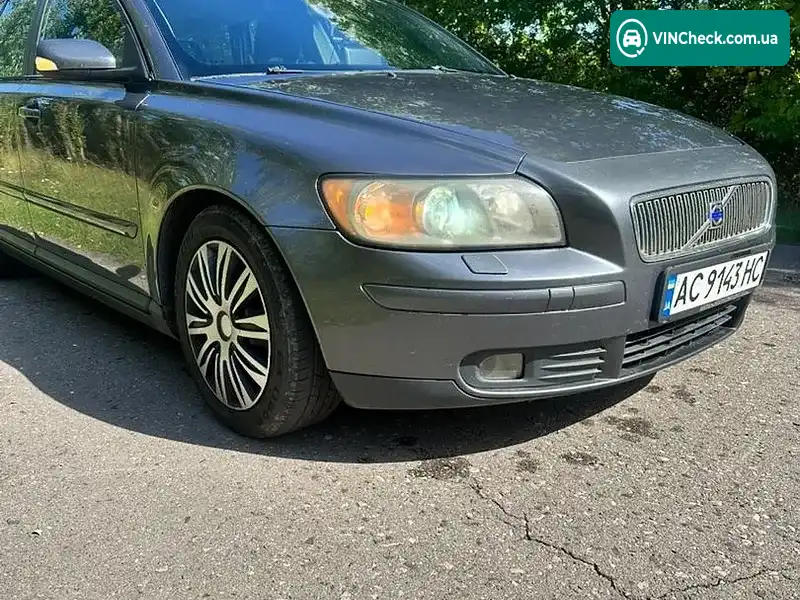 Volvo V50 2004, фото з оголошення 2 з 20, VIN YV1MW753152084534