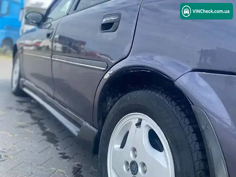 Opel Vectra 1996, фото з оголошення 2 з 4, VIN W0L000036T1218241