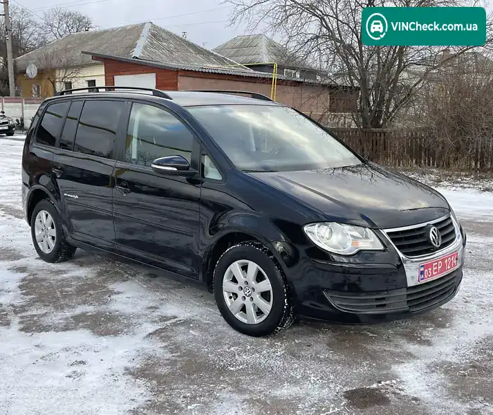 Volkswagen Touran 2010, фото з оголошення 1 з 20, VIN WVGZZZ1TZAW063077