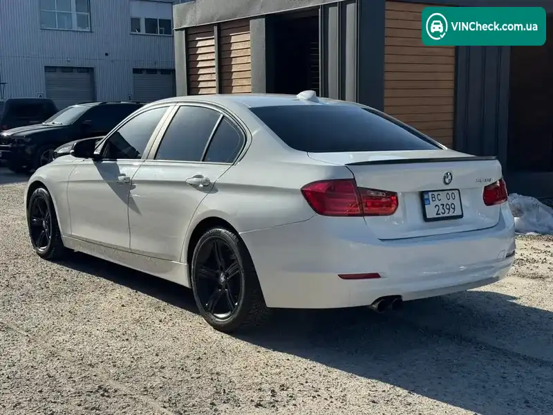 BMW 3 Series 2014, фото з оголошення 2 з 20, VIN WBA3A5C55FF608582