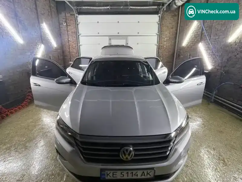 Volkswagen Passat 2020, фото з оголошення 2 з 16, VIN 1VWAA7A32LC023282