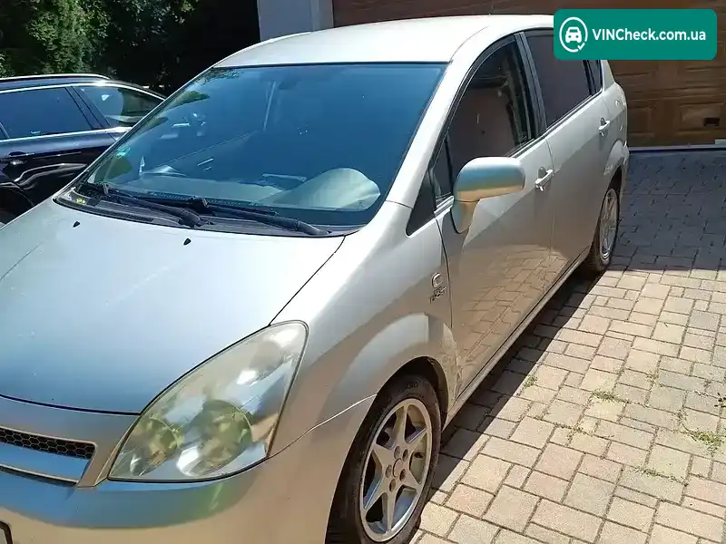 Toyota Corolla Verso 2006, фото з оголошення 2 з 16, VIN NMTEB16R90R082821