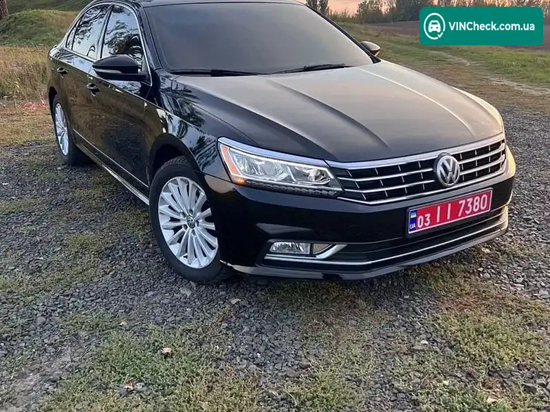 Volkswagen Passat 2016, фото з оголошення 1 з 14, VIN 1VWBT7A37GC056444