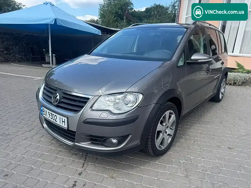 Volkswagen Touran 2010, фото з оголошення 1 з 20, VIN WVGZZZ1TZAW084024