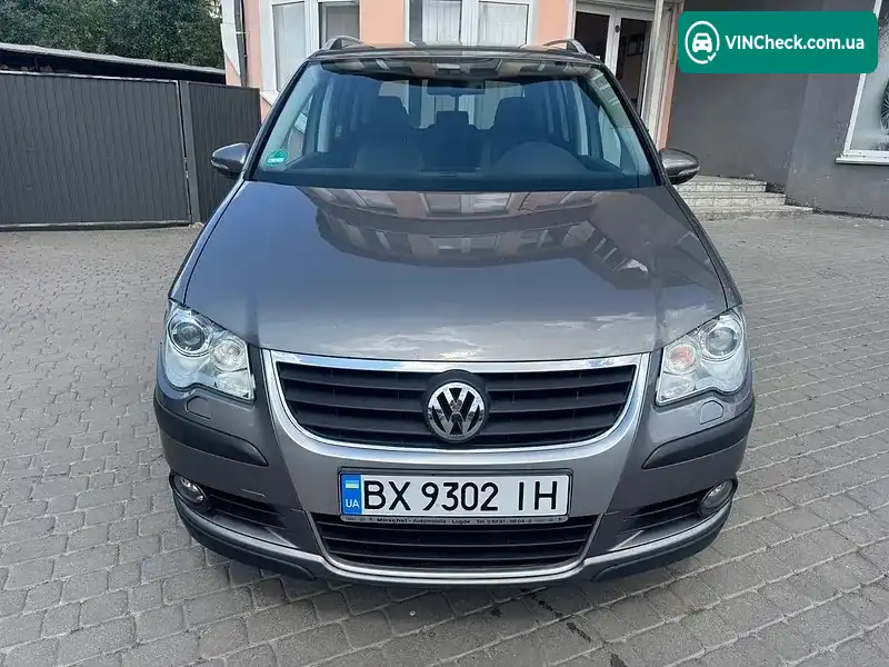 Volkswagen Touran 2010, фото з оголошення 2 з 20, VIN WVGZZZ1TZAW084024