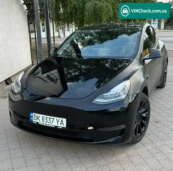 Tesla Model Y 2021, фото з оголошення 1 з 12, VIN 7SAYGAEE2NF337516