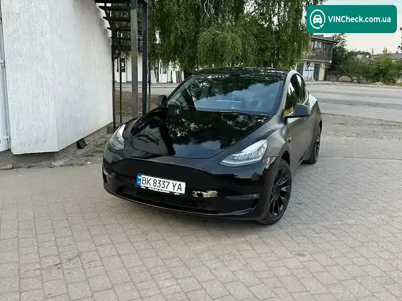 Tesla Model Y 2021, фото з оголошення 2 з 12, VIN 7SAYGAEE2NF337516