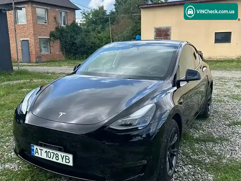 Tesla Model Y 2024, фото з оголошення 1 з 18, VIN 7SAYGAEE3RF132017