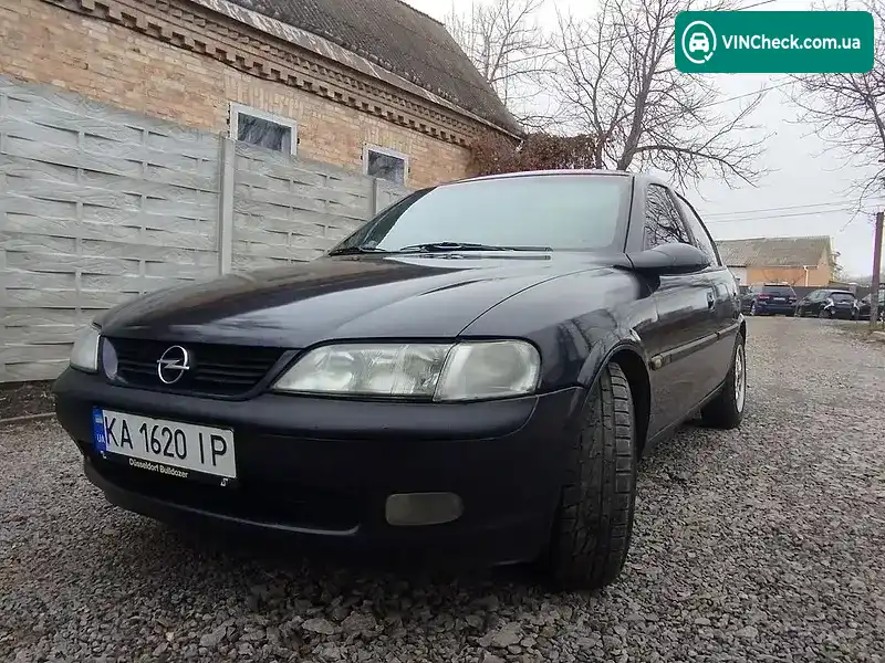 Opel Vectra 1997, фото з оголошення 1 з 11, VIN W0L0JBF19W1164784