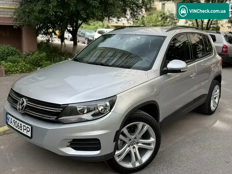 Volkswagen Tiguan 2016, фото з оголошення 2 з 20, VIN WVGAV7AX8HW511325