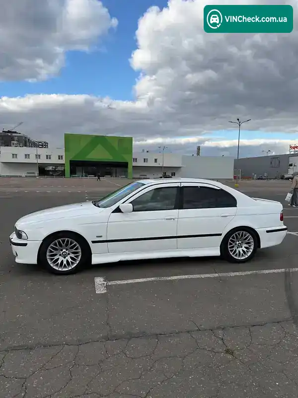 BMW 5 Series 2003, фото з оголошення 1 з 20, VIN WBADT21000GZ16684