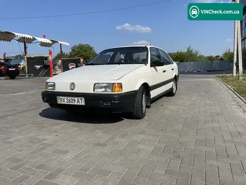 Volkswagen Passat 1991, фото з оголошення 2 з 13, VIN WVWZZZ31ZMB234244