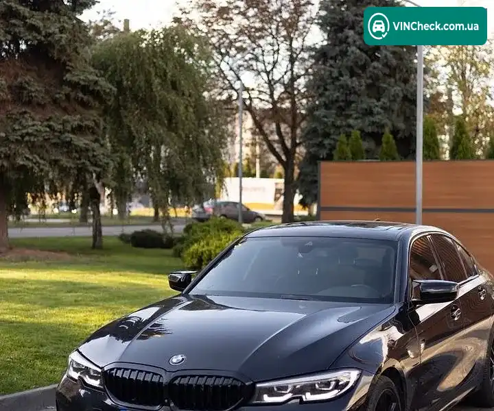 BMW 3 Series 2019, фото з оголошення 2 з 20, VIN 3MW5R7J00L8B00996