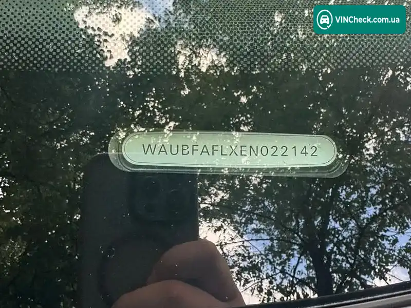 Audi A4 2013, фото з оголошення 1 з 11, VIN WAUBFAFLXEN022142