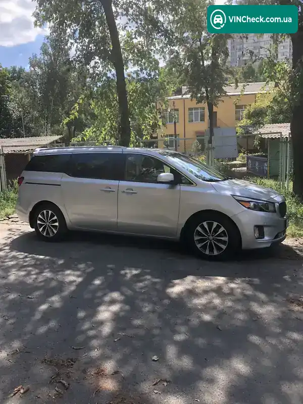 Kia Sedona 2017, фото з оголошення 2 з 20, VIN KNDMC5C1XJ6399296