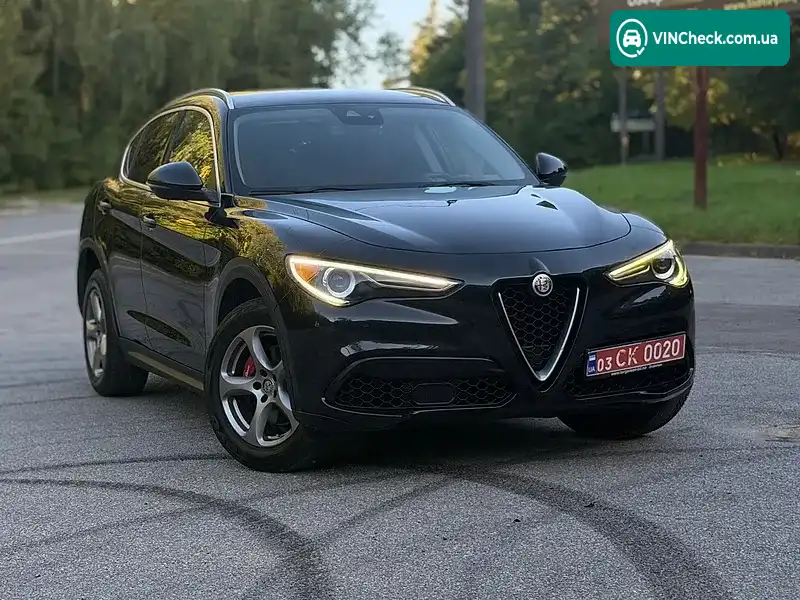Alfa Romeo Stelvio 2018, фото з оголошення 2 з 20, VIN ZASFAKAN4J7B89586