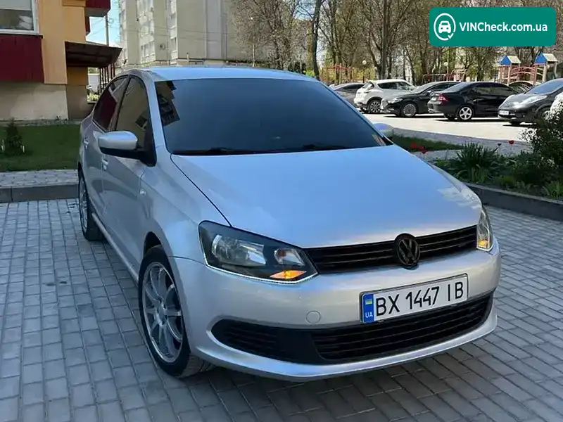 Volkswagen Polo 2011, фото з оголошення 2 з 21, VIN XW8ZZZ61ZBG018221