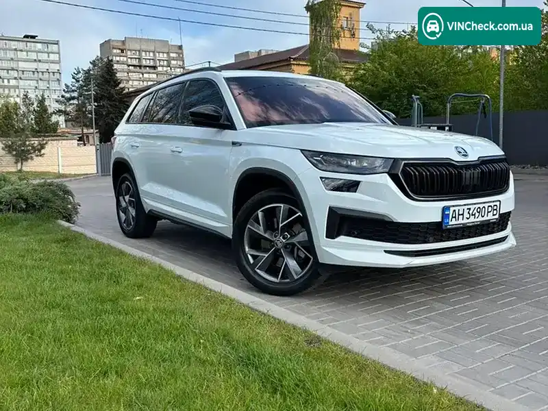 Skoda Kodiaq 2024, фото з оголошення 2 з 21, VIN TMBLN7NS2RB401200