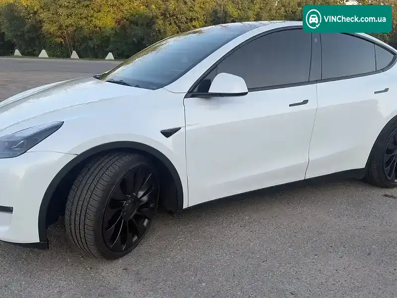 Tesla Model Y 2021, фото з оголошення 2 з 20, VIN 5YJYGDEF9MF302493