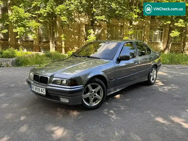 BMW 3 Series 1995, фото з оголошення 1 з 15, VIN WBACB510X0AN05473