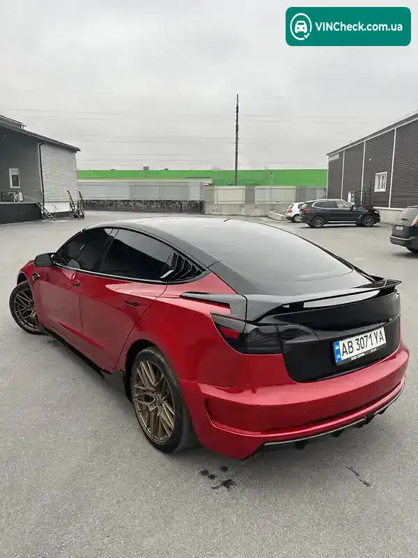 Tesla Model 3 2018, фото з оголошення 2 з 21, VIN 5YJ3E1EB5JF097455