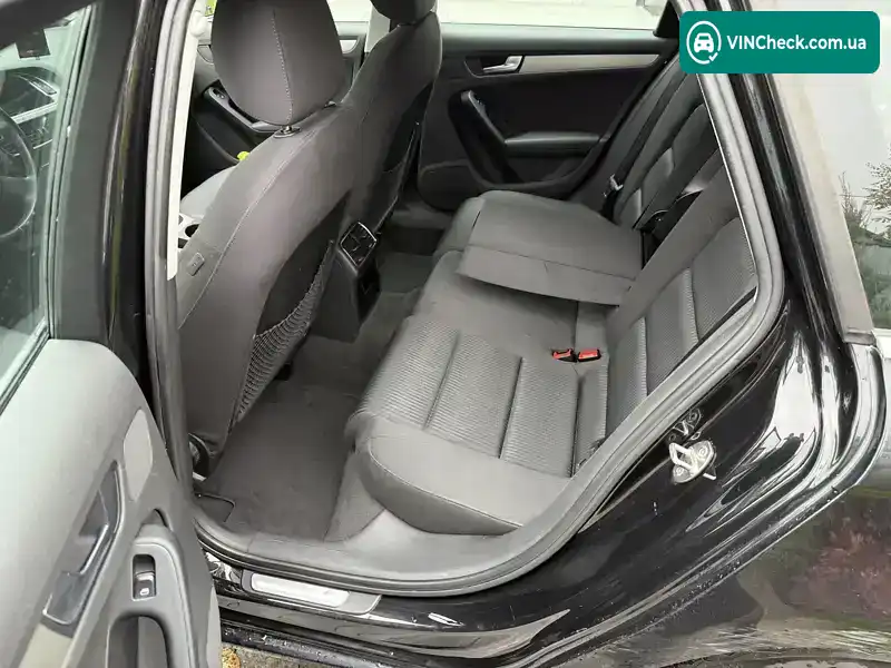 Audi A4 2010, фото з оголошення 2 з 20, VIN WAUZZZ8K5AA068021