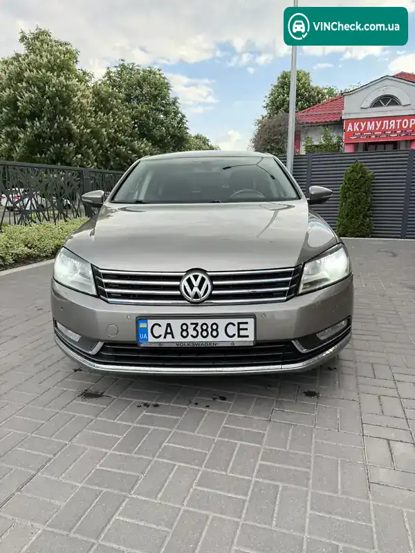 Volkswagen Passat 2013, фото з оголошення 2 з 20, VIN WVWZZZ3CZEP011185