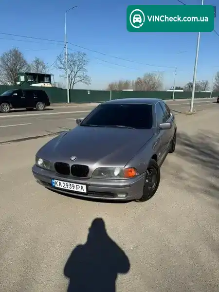 BMW 5 Series 1998, фото з оголошення 1 з 10, VIN WBADM31050GR00306