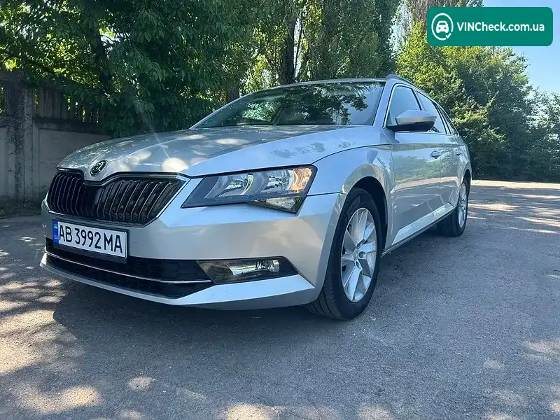 Skoda Superb 2017, фото з оголошення 2 з 20, VIN TMBJH7NP9H7551106