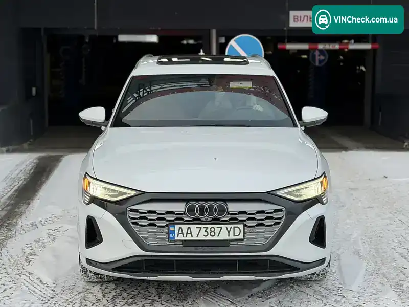Audi Q8 e-tron 2023, фото з оголошення 2 з 21, VIN WA15AAGE6RB025796