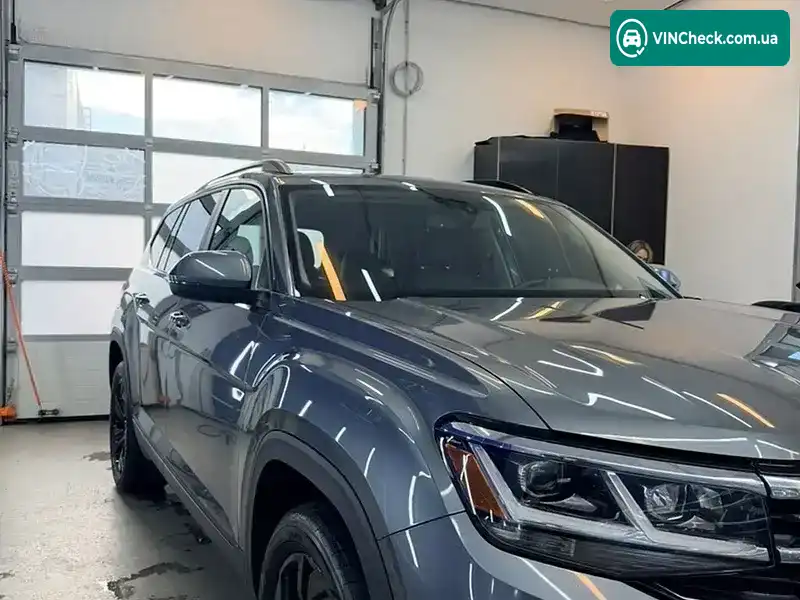 Volkswagen Atlas 2023, фото з оголошення 2 з 17, VIN 1V2KR2CA4PC550856