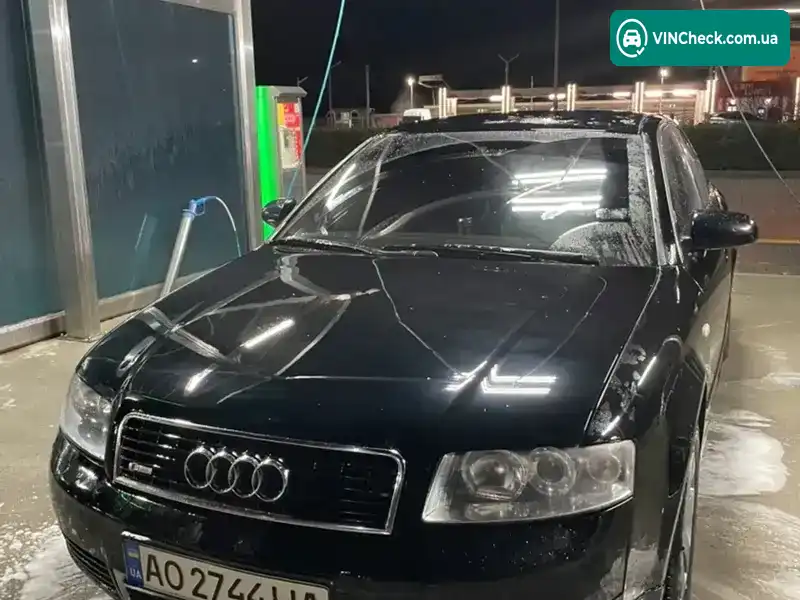 Audi A4 2004, фото з оголошення 1 з 6, VIN WAUZZZ8E25A114078