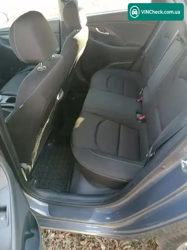 Hyundai i30 2018, фото з оголошення 2 з 20, VIN KMHH35LEXJU072926