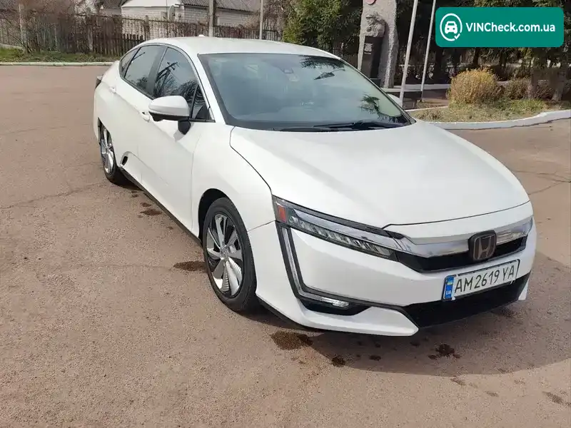 Honda Clarity 2017, фото з оголошення 2 з 14, VIN JHMZC6F32HC001436