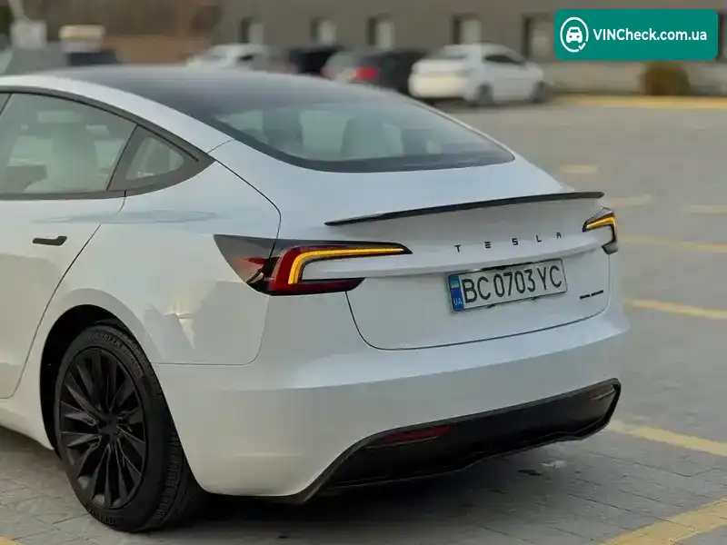 Tesla Model 3 2024, фото з оголошення 1 з 21, VIN 5YJ3E1EB5RF832950