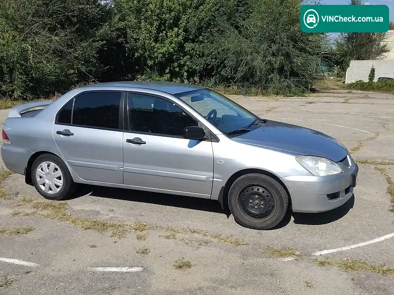 Mitsubishi Lancer 2005, фото з оголошення 1 з 20, VIN JMBSNCS3A5U004905