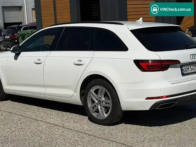 Audi A4 2019, фото з оголошення 2 з 20, VIN WAUZZZF43KA091786