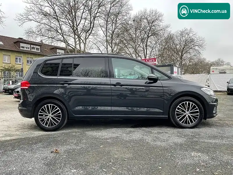 Volkswagen Touran 2018, фото з оголошення 1 з 20, VIN WVGZZZ1TZKW025576