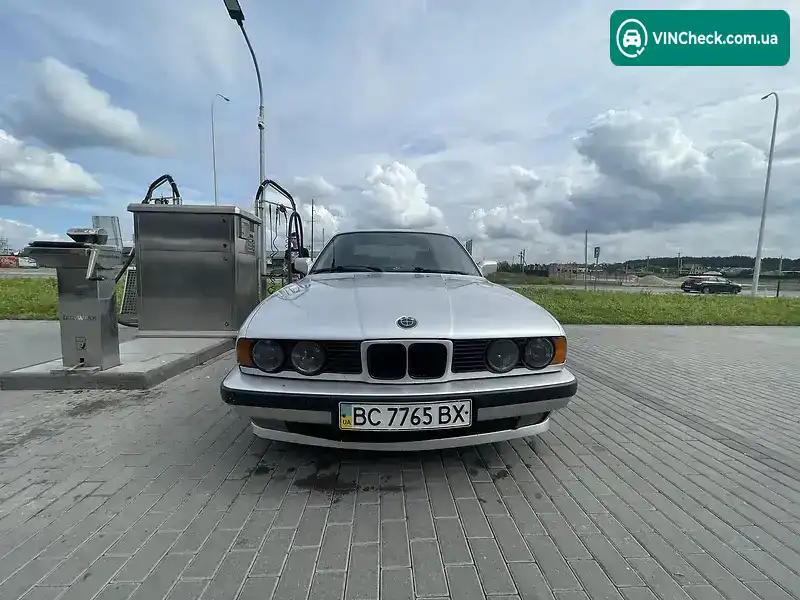 BMW 5 Series 1993, фото з оголошення 1 з 11, VIN WBAHD51080BG00207