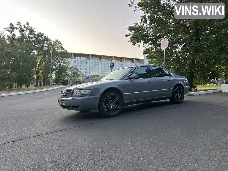 Audi A8 1995, фото з оголошення 1 з 17, VIN WAUZZZ4DZSN001616