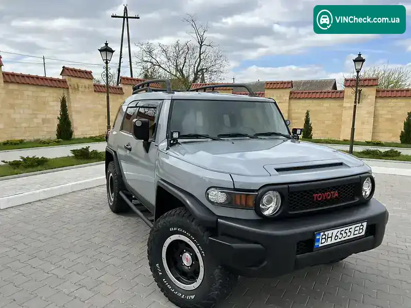 Toyota FJ Cruiser 2013, фото з оголошення 1 з 14, VIN JTEBU4BF4DK168316