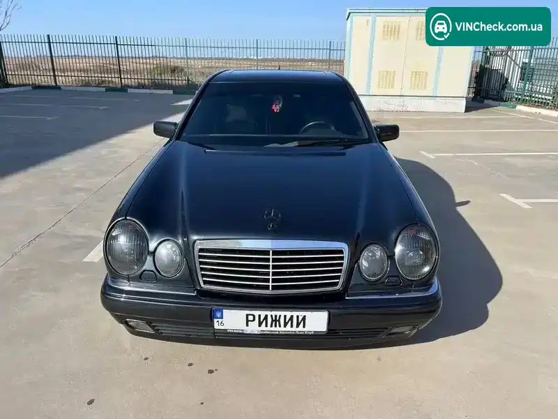 Mercedes-Benz E-Class 1999, фото з оголошення 1 з 21, VIN WDB2100631A855131